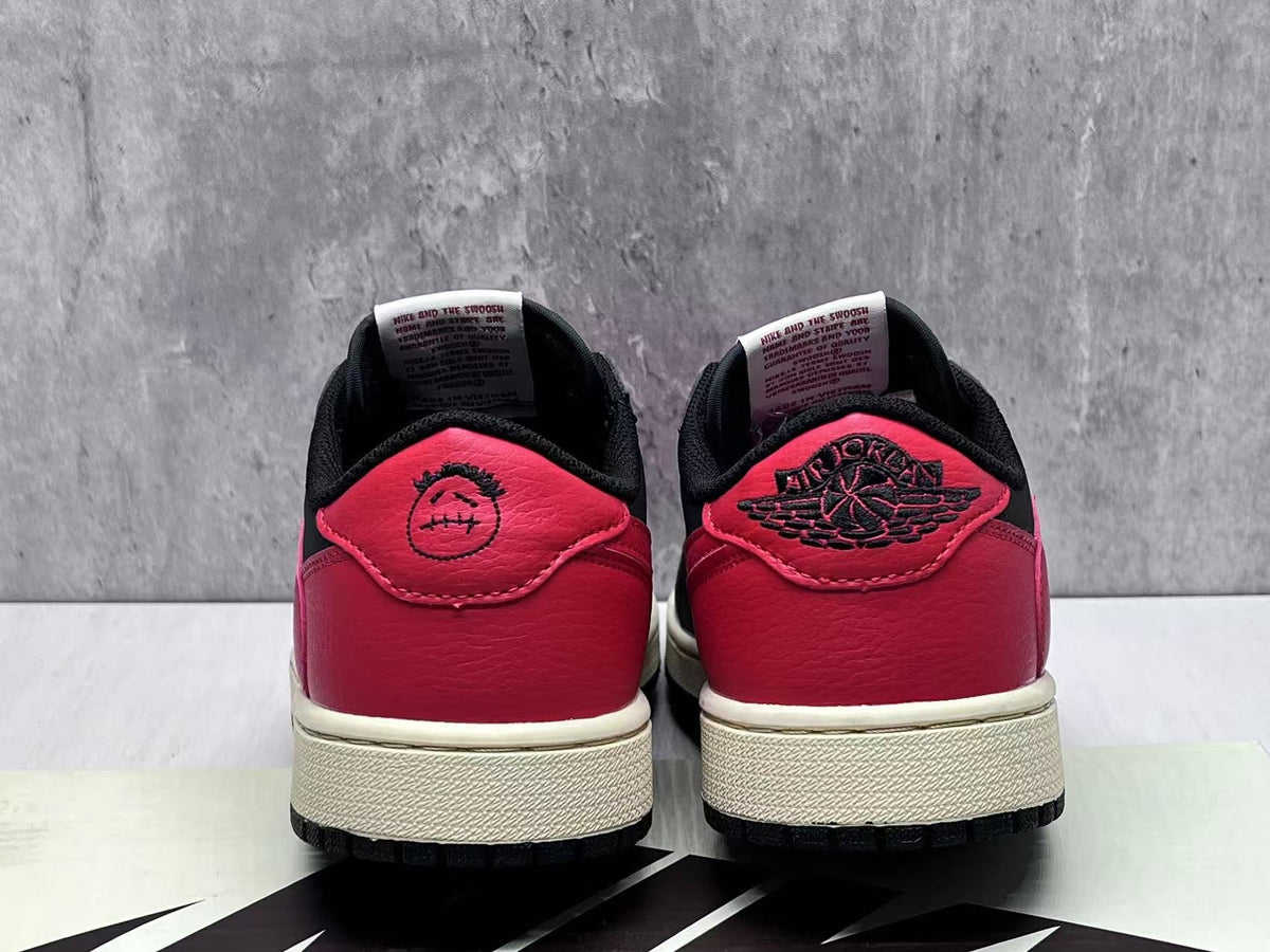 Air Jordan 1 Retro Low OG 'Black Varsity Red Summit White'