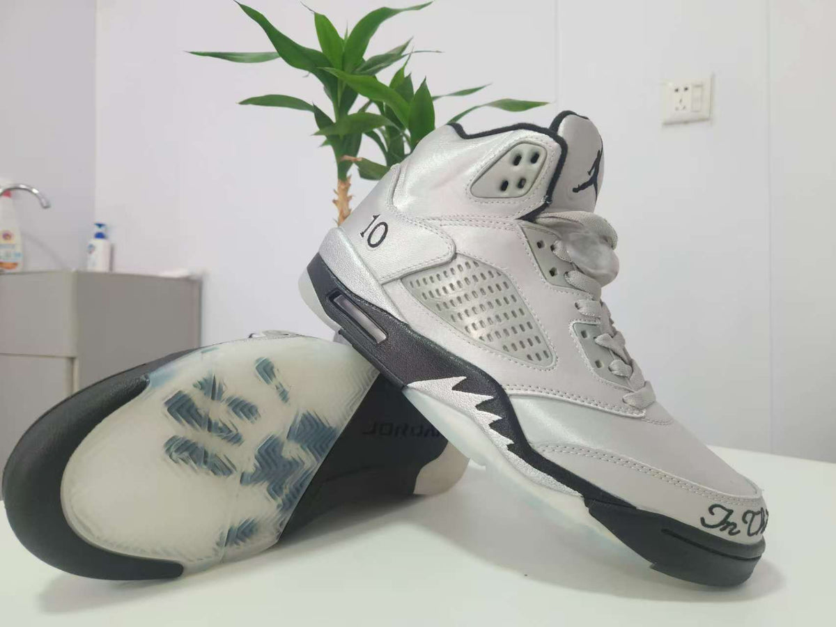 Women's Air Jordan 5 Retro 'Wings'