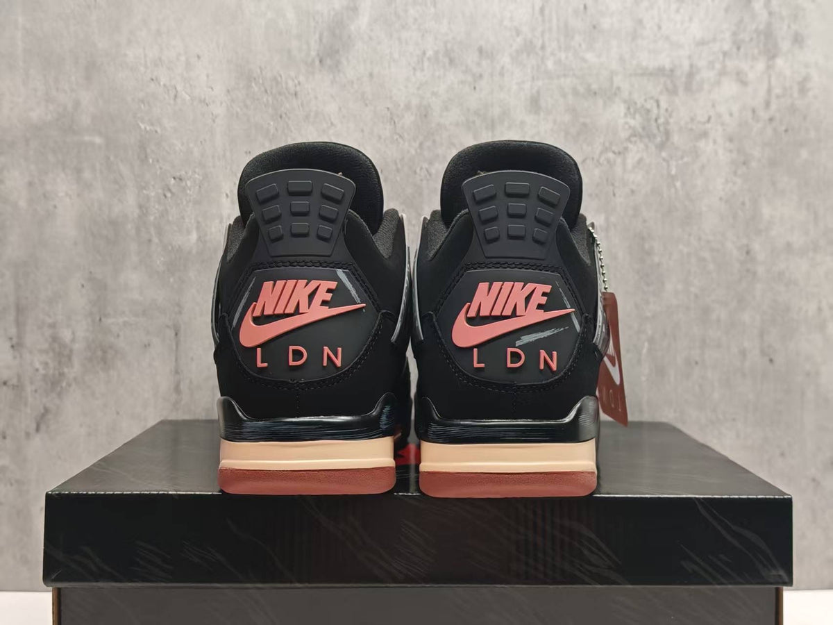 Air Jordan 4 Retro “London”