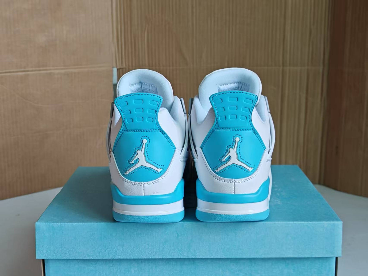 Air Jordan 4 Retro “Military Blue” (2024)