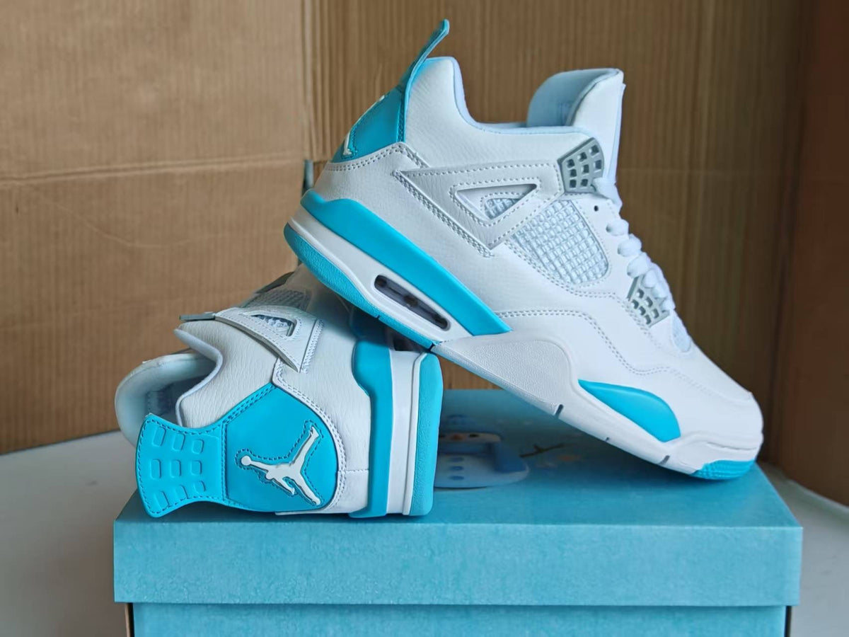 Air Jordan 4 Retro 'Military Blue' (2024)
