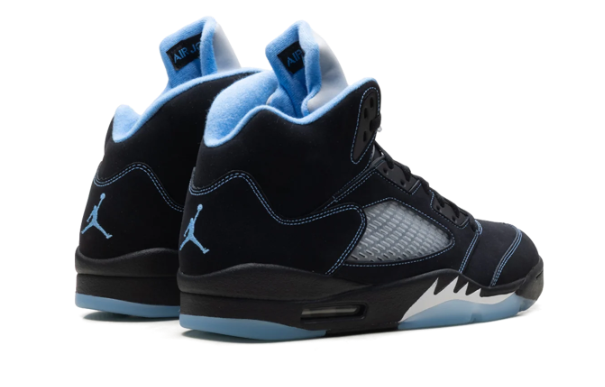 Air Jordan 5 Retro 'Black University Blue' (2026)
