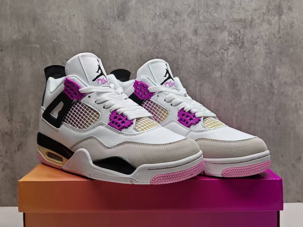 Men’s Air Jordan 4 Retro “Comic”