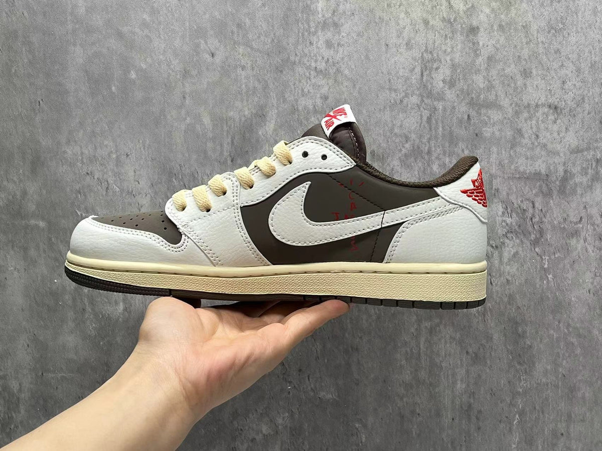 Travis Scott x Air Jordan 1 Low OG 'Mocha' (2019)