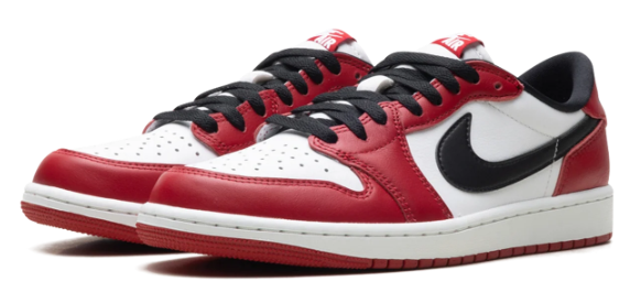 Air Jordan 1 Low OG 'Chicago'