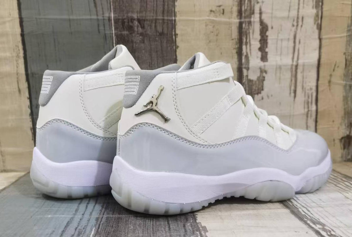 Air Jordan 11 Retro 'Sail Velvet'