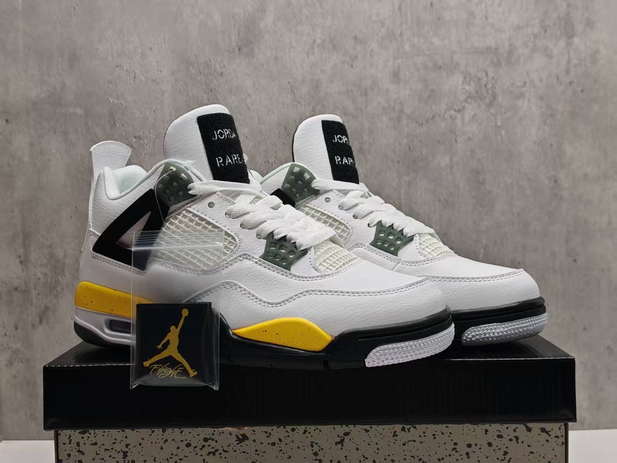 Air Jordan 4 Retro “Tour Yellow”